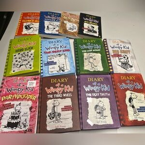 Diary of wimpy kid books lot of 12